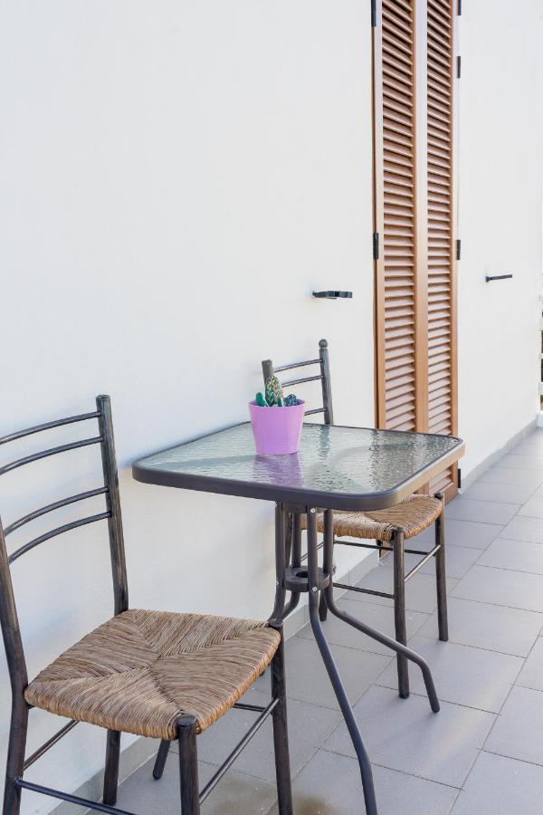 Tholos Arkhondikí Buitenkant foto